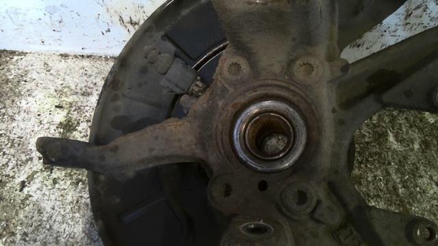 Fusee avant gauche VOLKSWAGEN JETTA 3 Diesel - 1