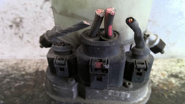 Pompe de direction SEAT CORDOBA 2 Diesel - 1