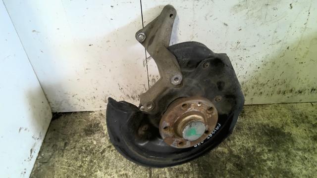 Fusee arriere droit VOLKSWAGEN PASSAT 5 BREAK Diesel - 1