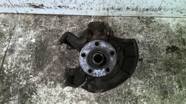 Fusee avant gauche VOLKSWAGEN GOLF 4 Diesel - 1