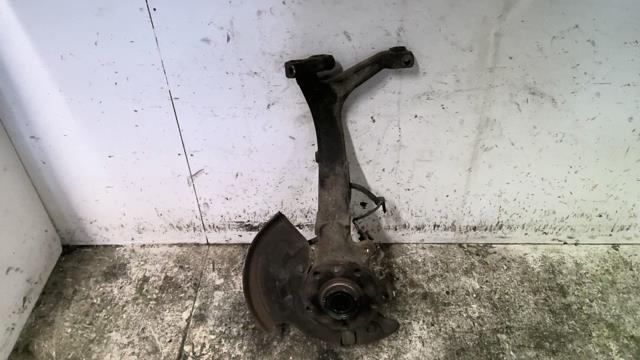 Fusee avant gauche AUDI A6 2 PHASE 1 Diesel - 1