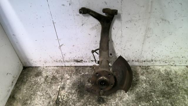 Fusee avant droit AUDI A6 2 PHASE 1 Diesel - 1
