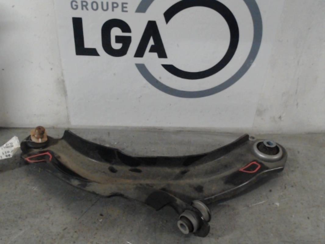 Brazo inferior delantero derecho RENAULT CLIO 4 PHASE 2 Diésel - 1