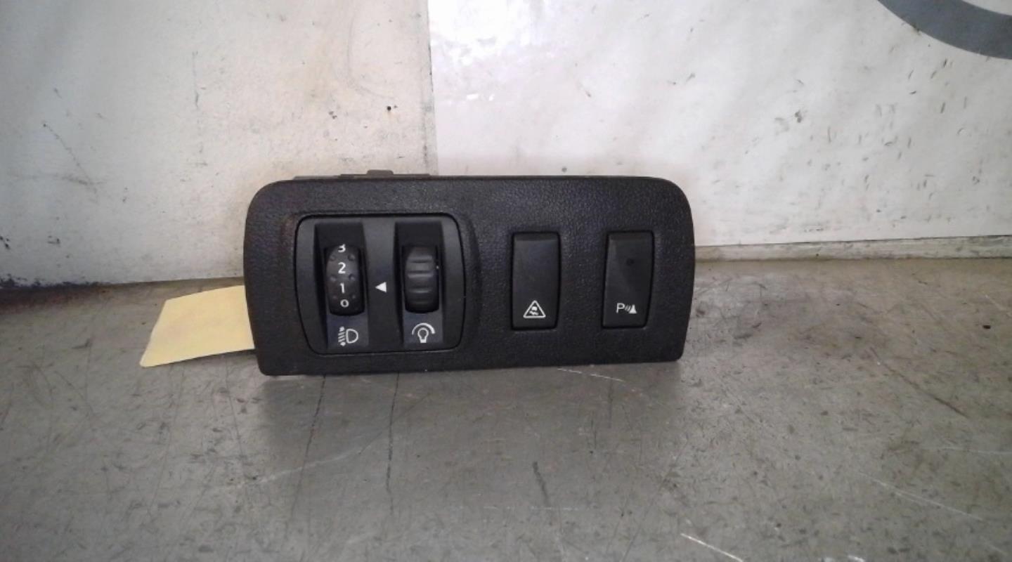 Commande de phare RENAULT MEGANE 3 PHASE 1 COUPE Diesel - 1