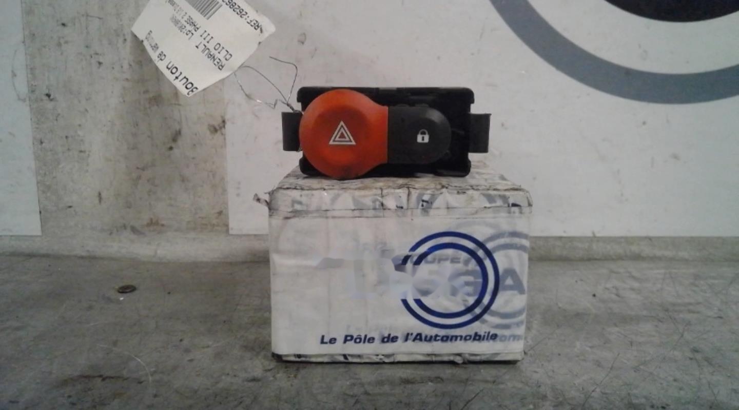 Bouton de warning RENAULT CLIO 3 PHASE 2 Diesel - 1