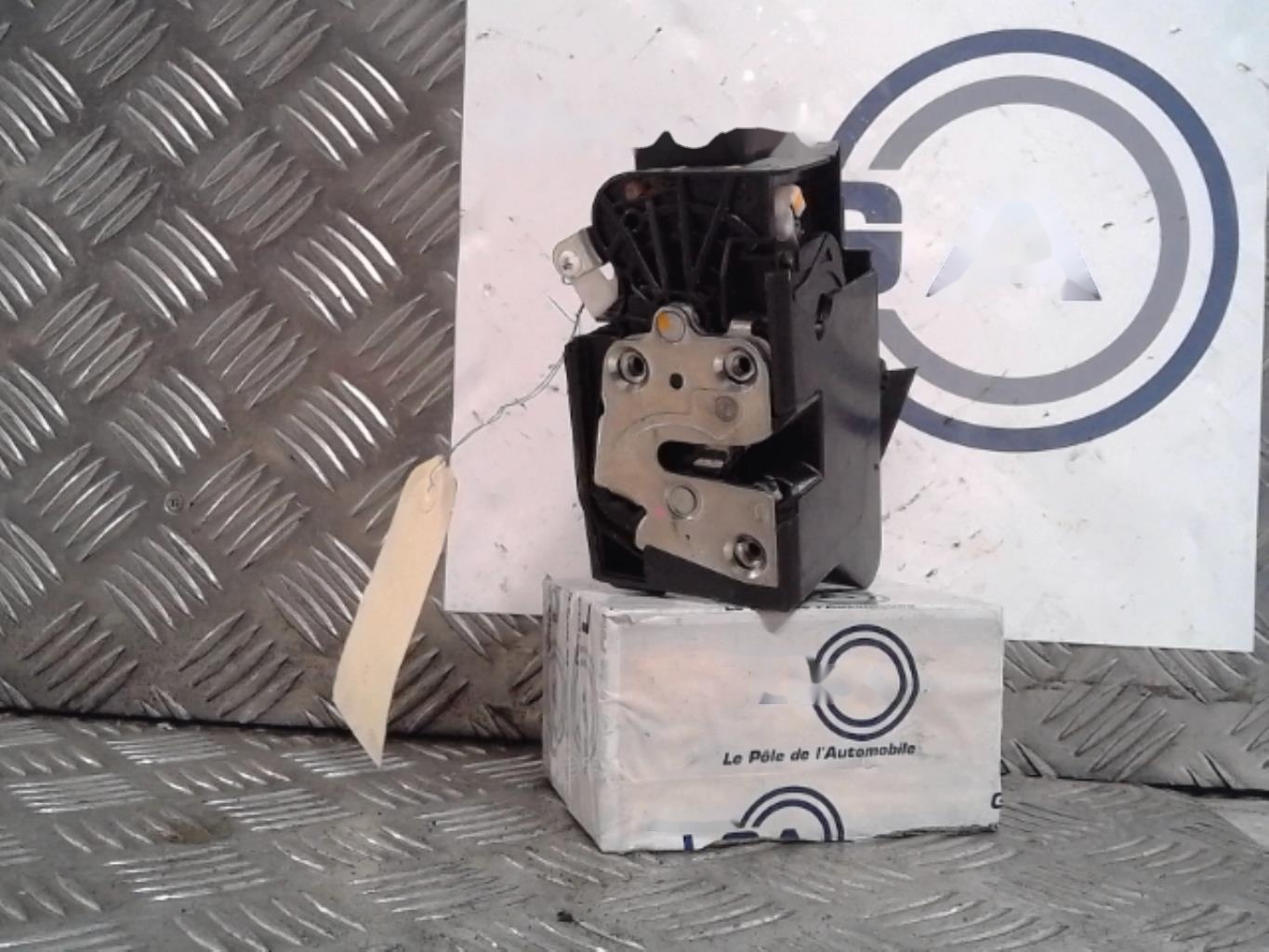 Serrure avant droit DACIA LOGAN 2 PHASE 2 Essence - 1