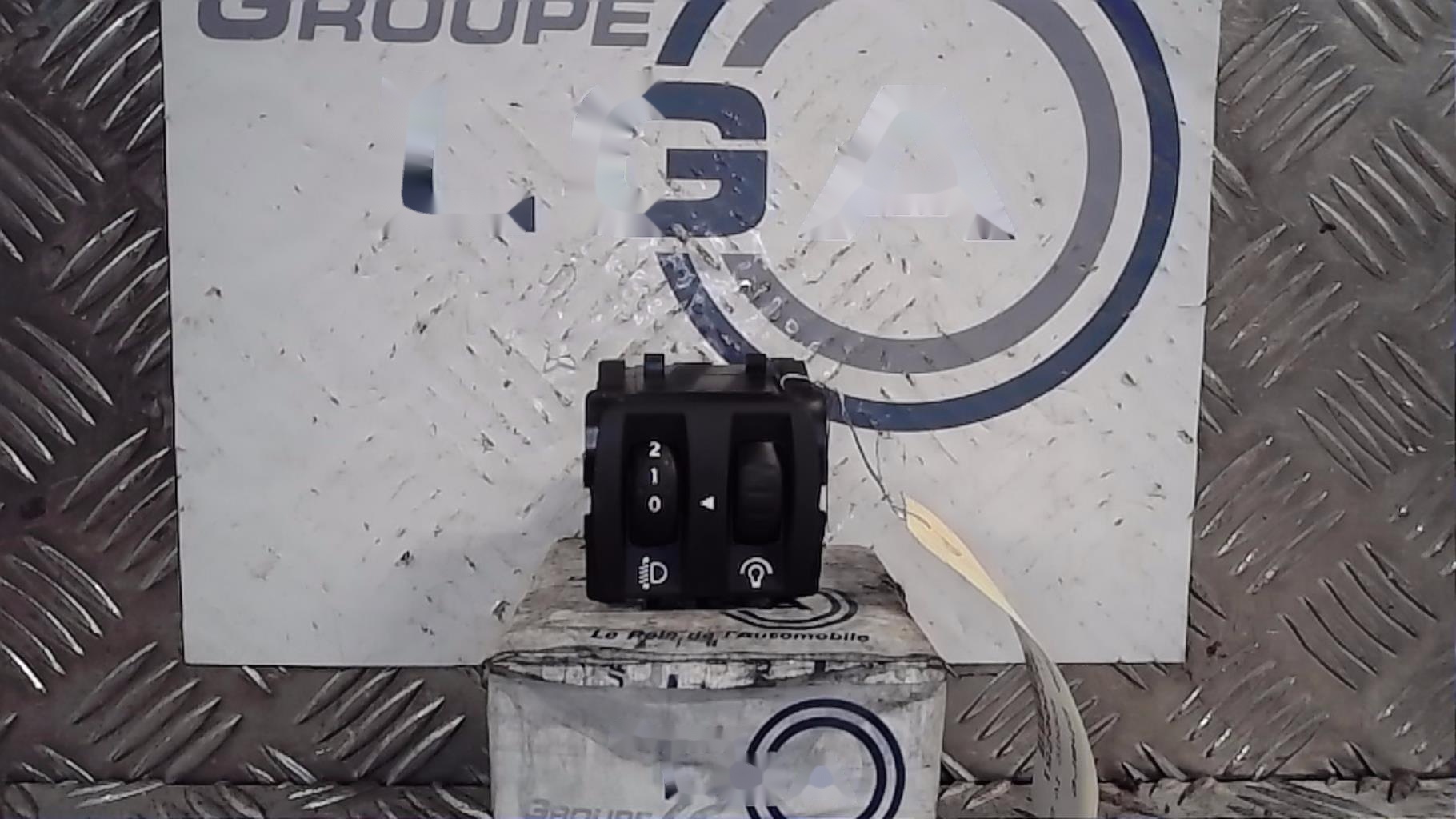 Commande de phare RENAULT SCENIC 4 Diesel/Hybride - 1