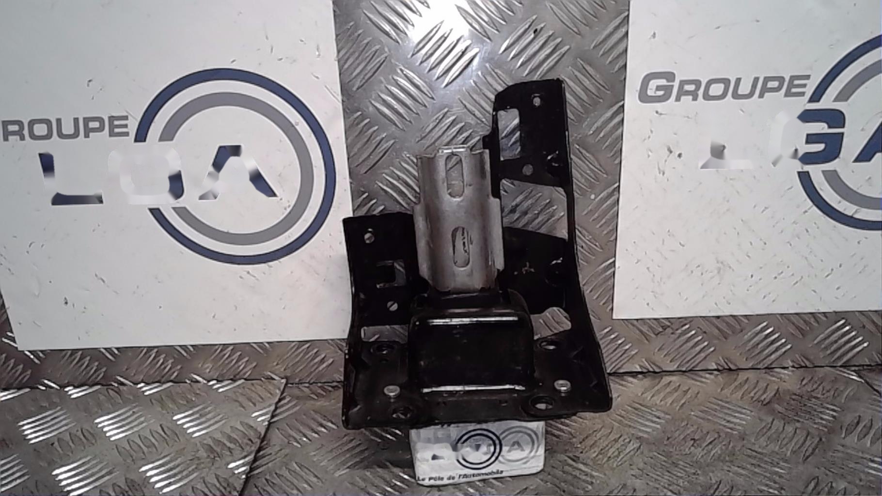 Support moteur gauche PEUGEOT 208 1 PHASE 1 Essence - 1