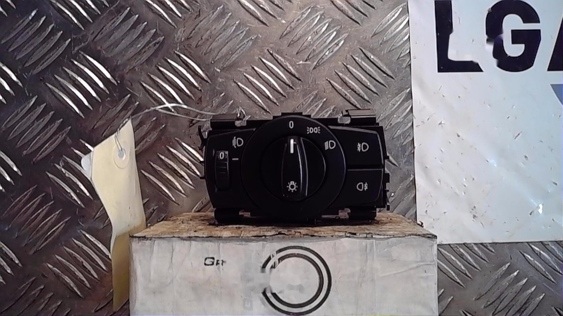 Commande de phare BMW SERIE 1 E81 Diesel - 1
