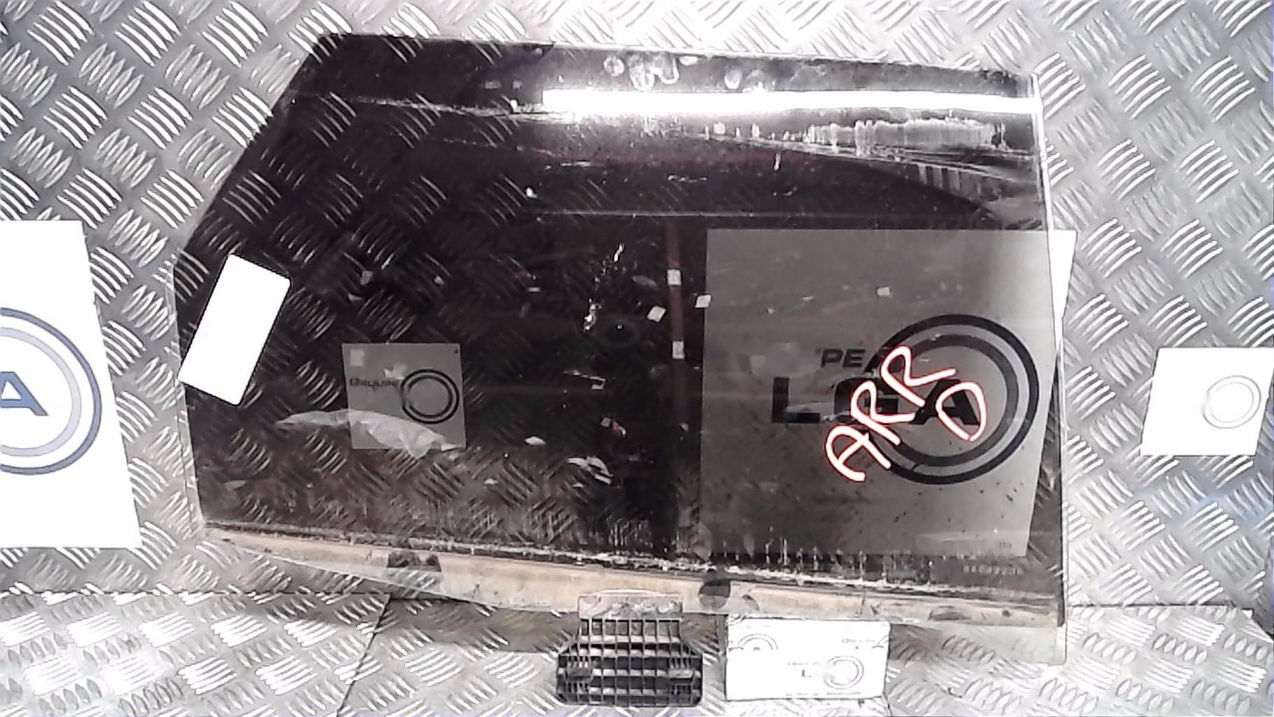 Vitre arriere droit AUDI A4 2 AVANT S4 PHASE 2 BREAK Essence - 1
