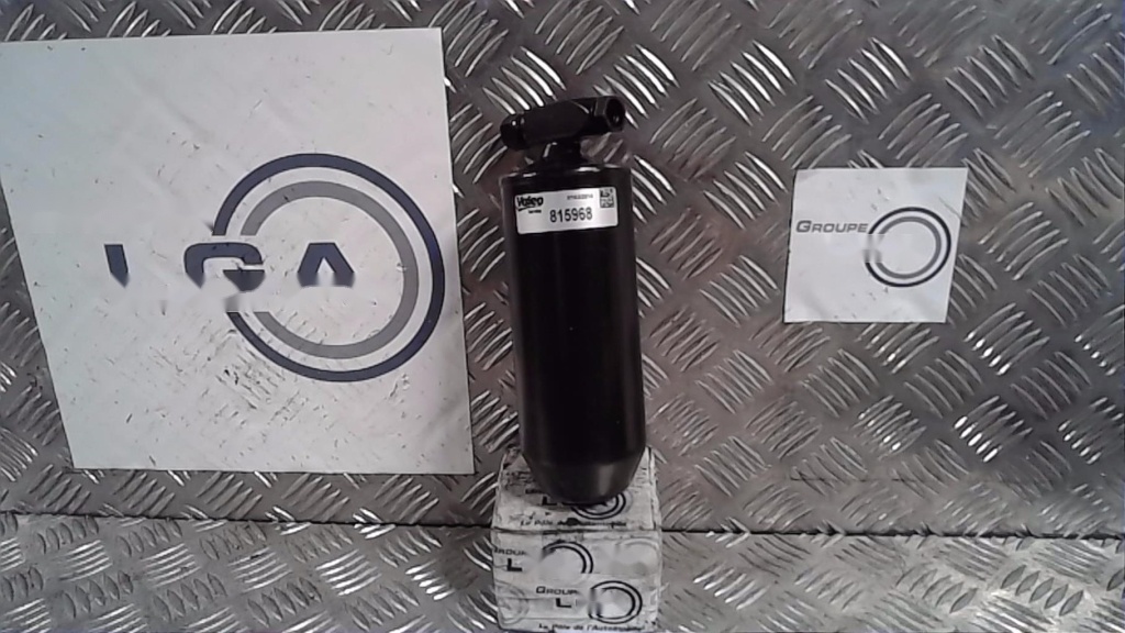 Bouteille deshydratante RENAULT RENAULT TRUCKS  - 1