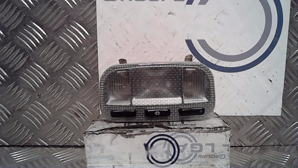 Eclairage de plafonnier CITROEN DS3 PHASE 1 Essence - 1