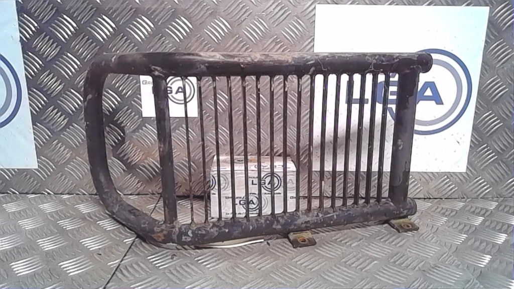 Grille de protection LADA SAMARA Essence - 1