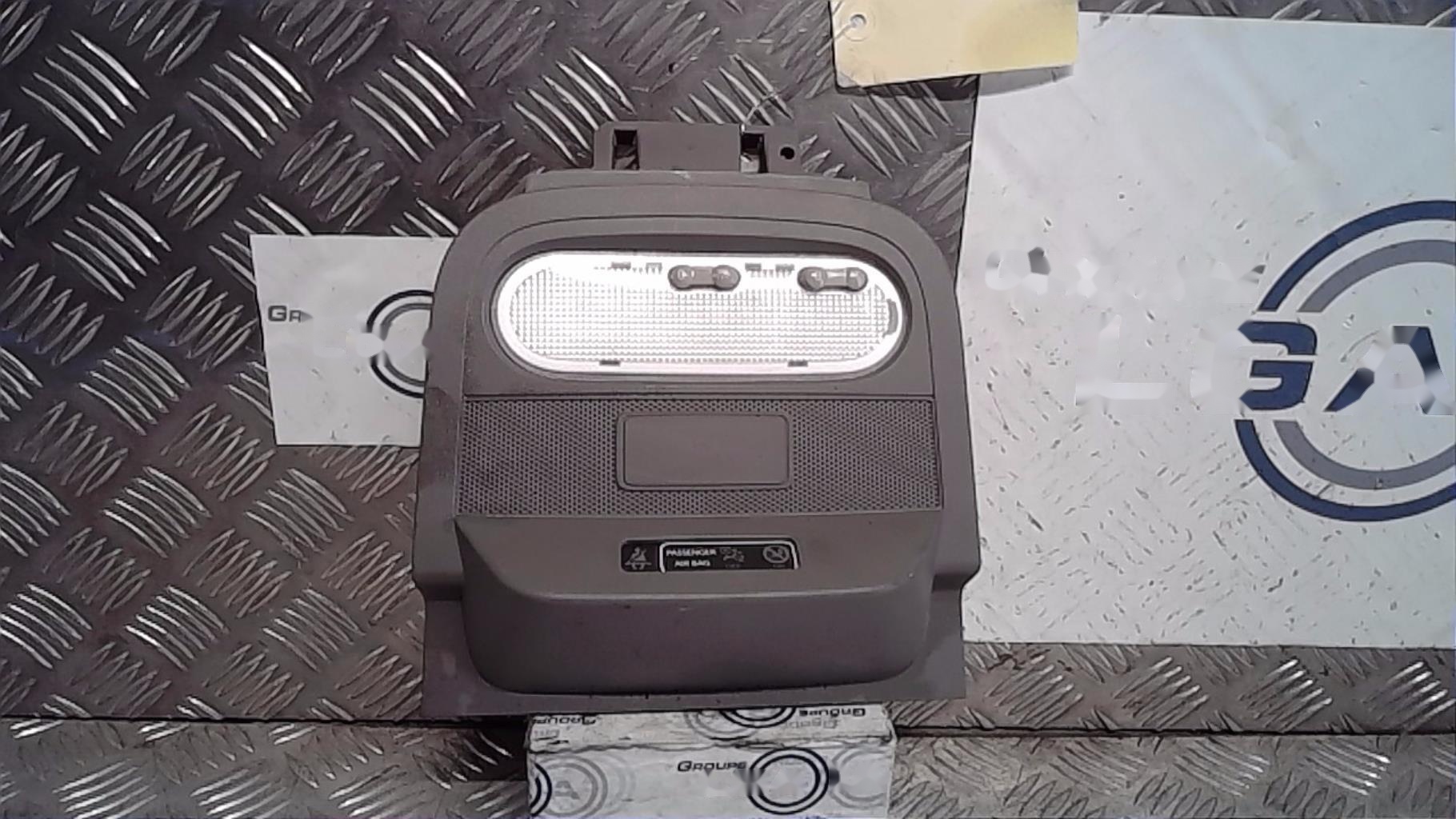 Eclairage de plafonnier RENAULT MASTER 3 PHASE 3 Diesel - 1