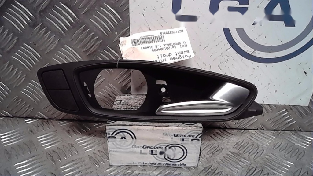 Poignee interieur avant droit AUDI A1 1 SPORTBACK PHASE 1 Diesel - 1