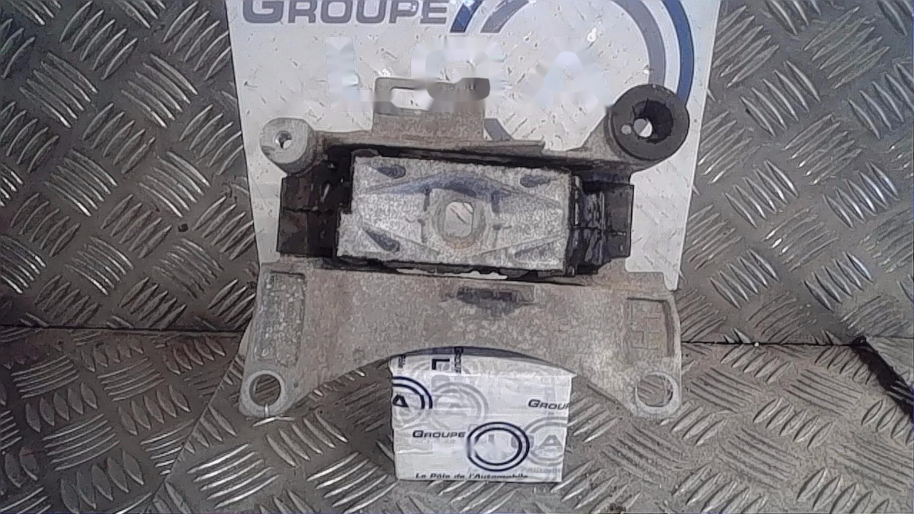 Support moteur gauche RENAULT SCENIC 3 PHASE 1 Diesel - 1