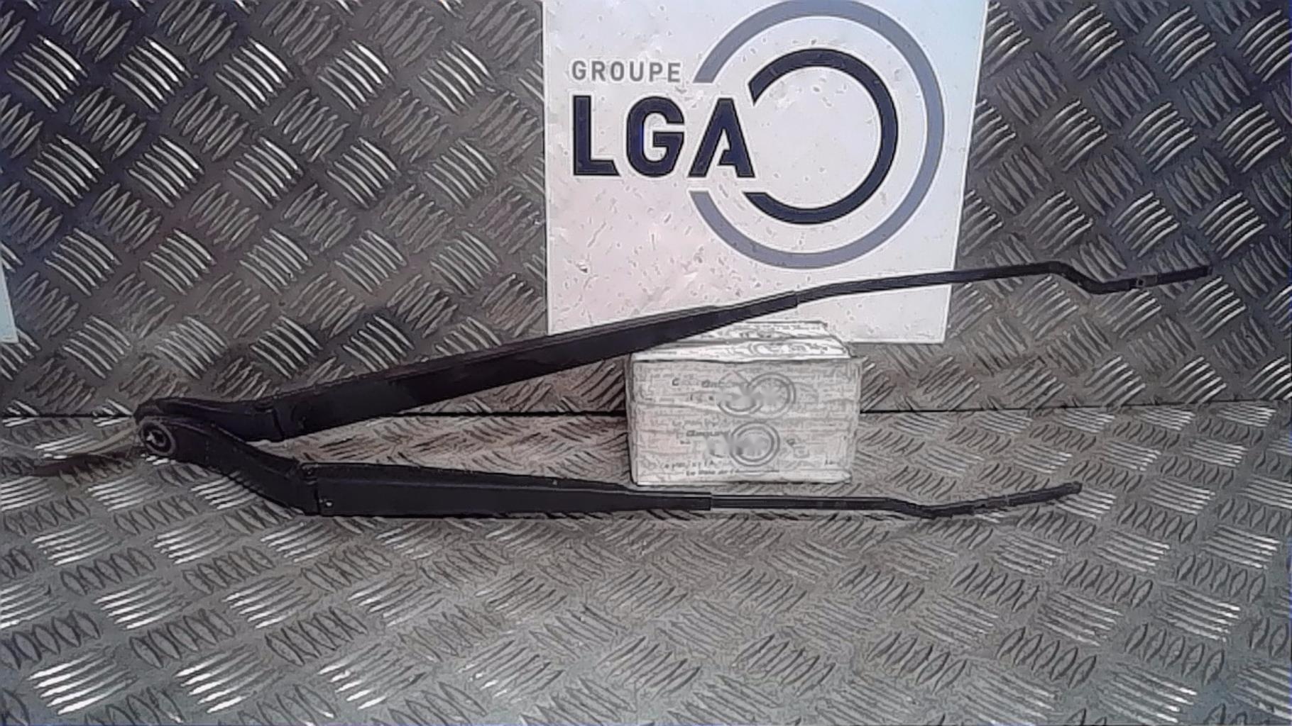 Bras essuie glace avant CITROEN C3 2 PHASE 1 Essence - 1