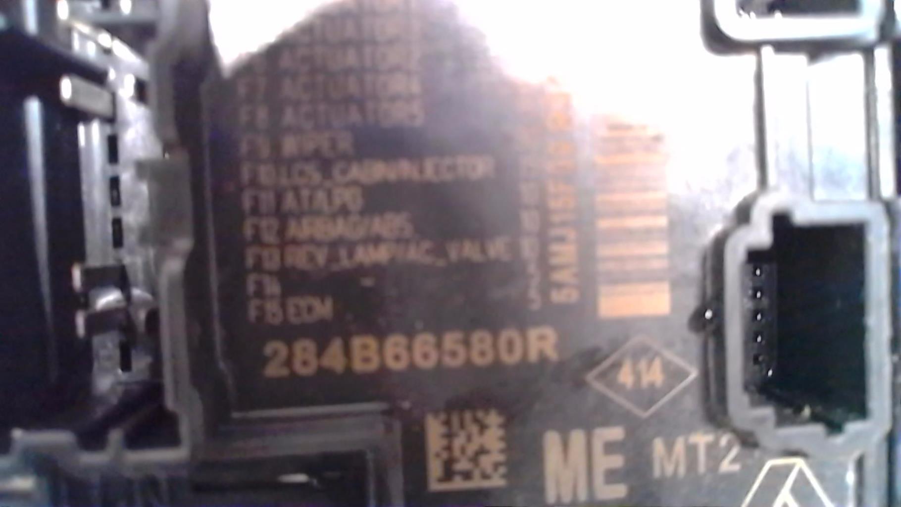 Boitier servitude moteur (BSM) RENAULT ESPACE 5 Diesel - 1