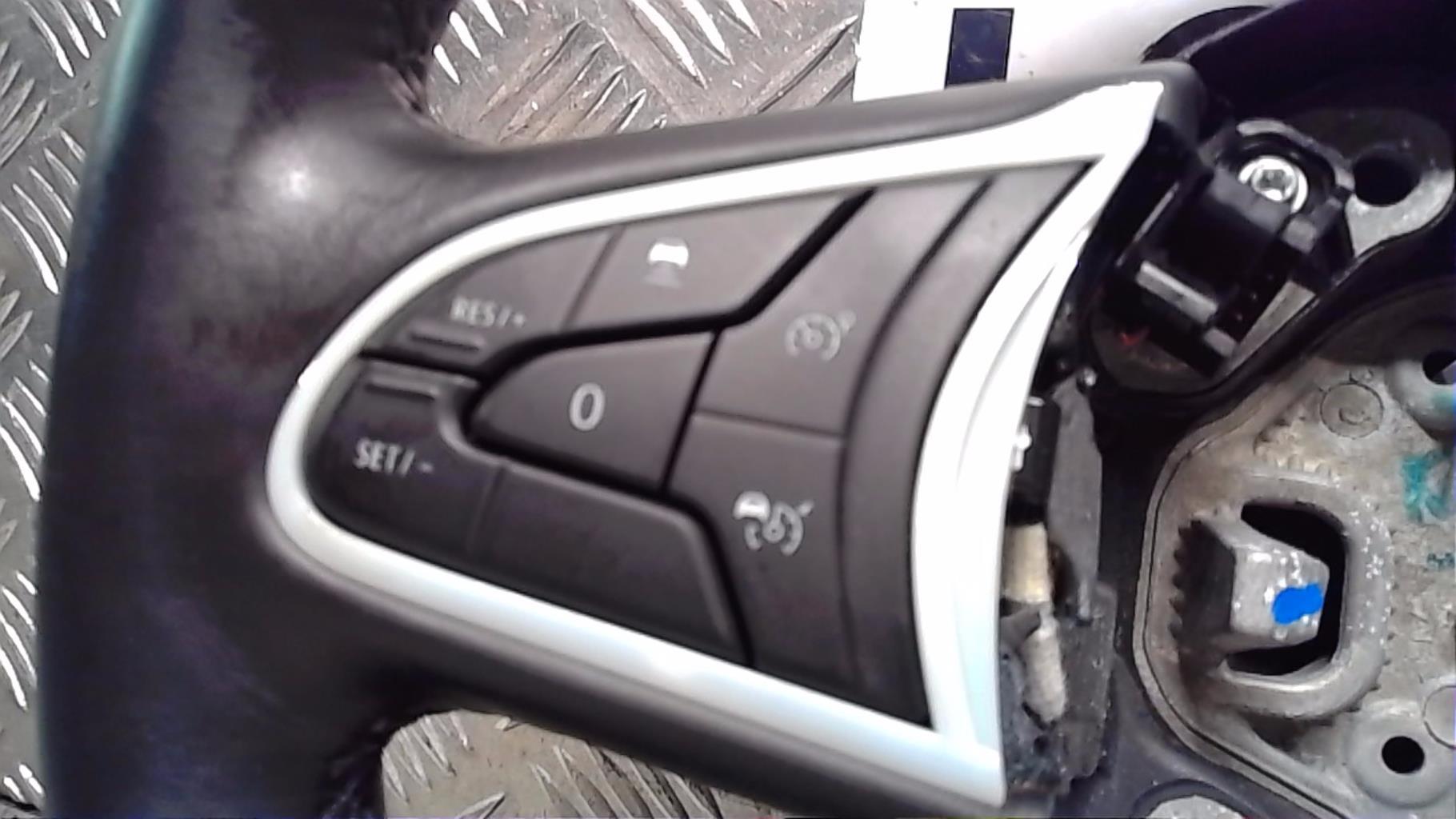 Volant RENAULT ESPACE 5 Diesel - 1