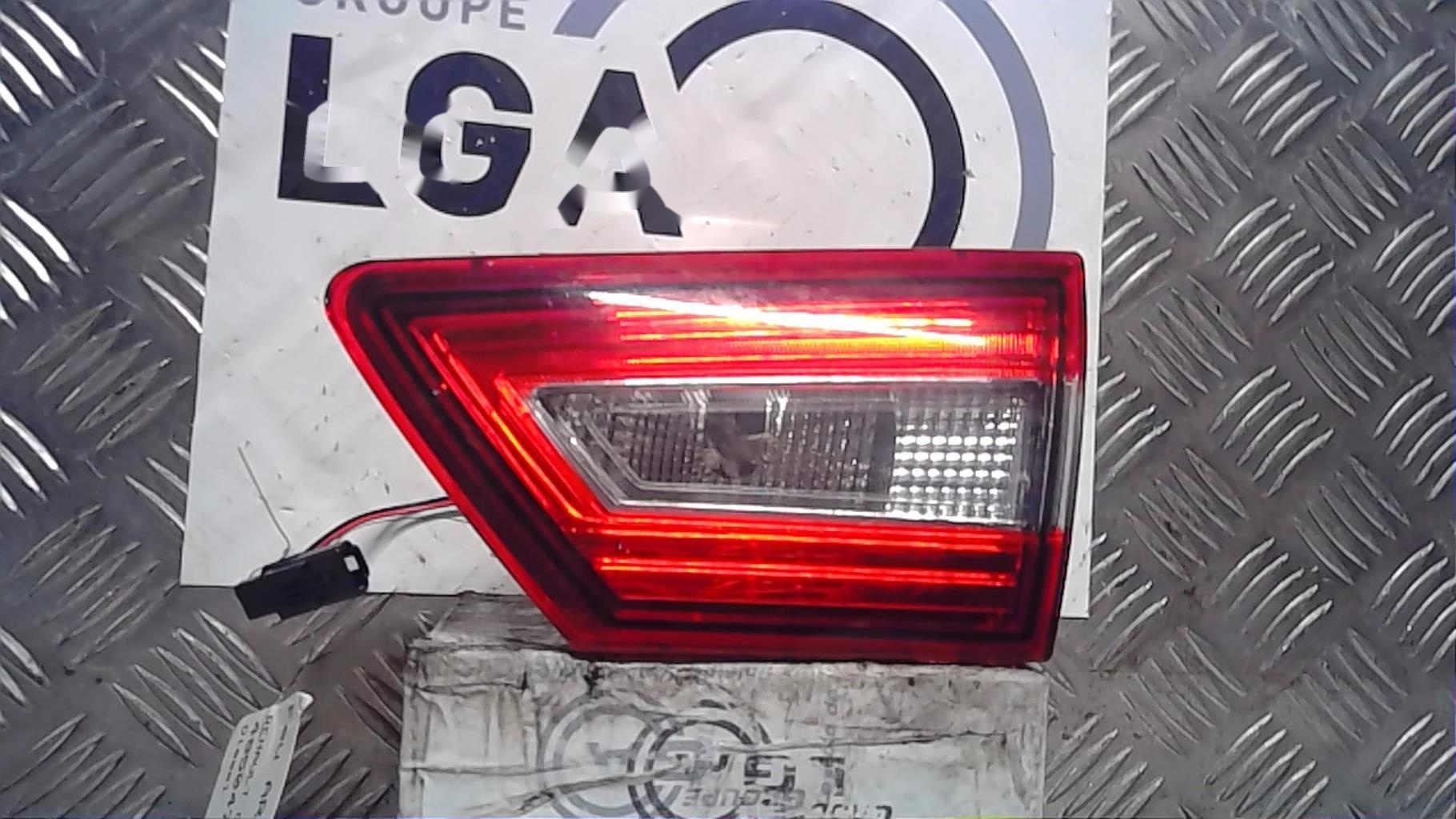 Feu arriere secondaire droit (feux) RENAULT CLIO 4 PHASE 1 Diesel - 1