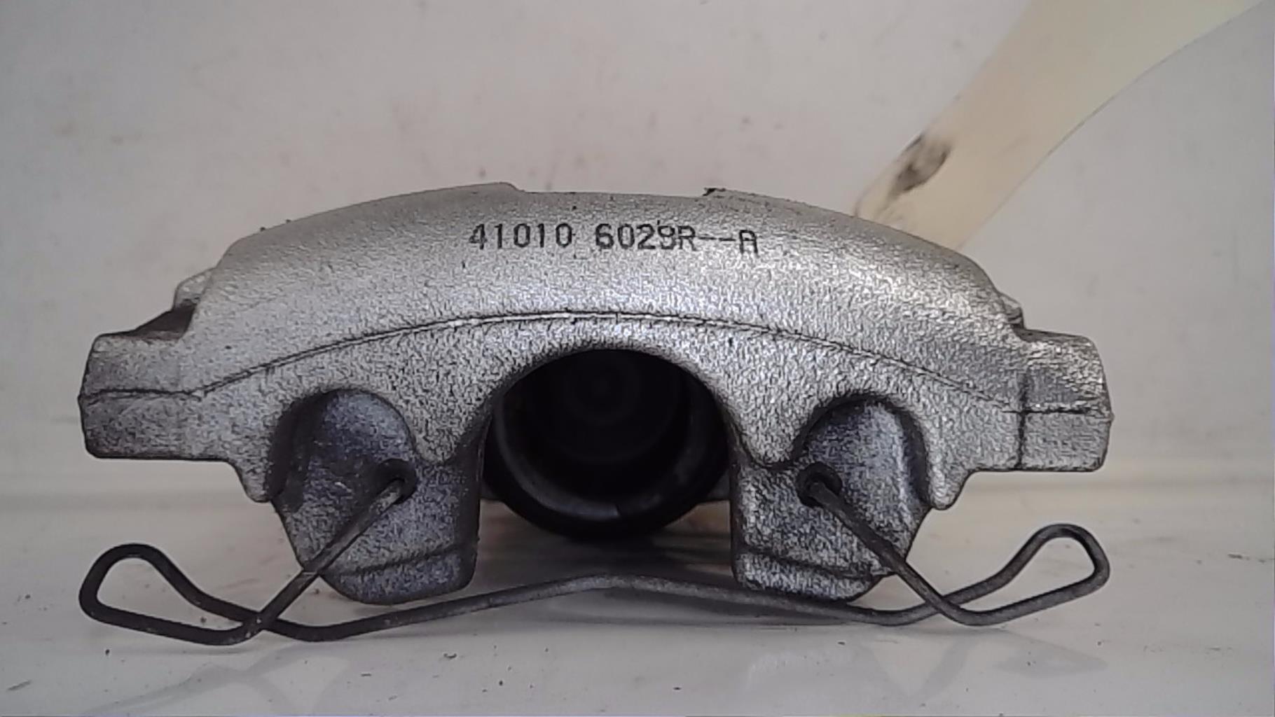 Etrier avant gauche (freinage) DACIA DUSTER 2 PHASE 1 Essence/GPL - 1