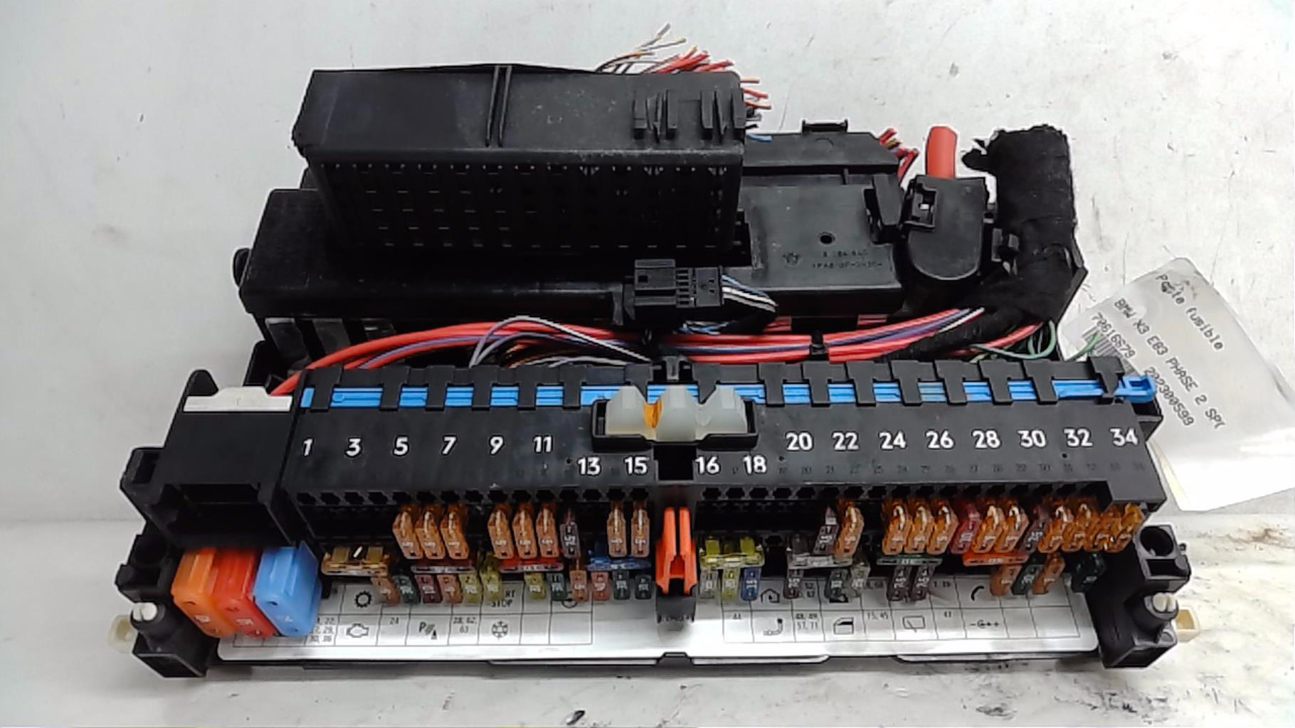 Portafusible BMW X3 E83 PHASE 2 Diésel - 1