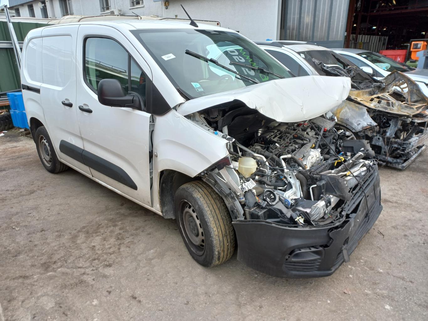 Eclairage de plaque PEUGEOT PARTNER 3 PHASE 1 Diesel - 1