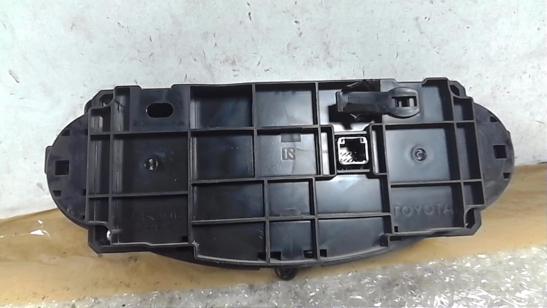 Commande chauffage TOYOTA YARIS 3 PHASE 2 Essence/Hybride - 1