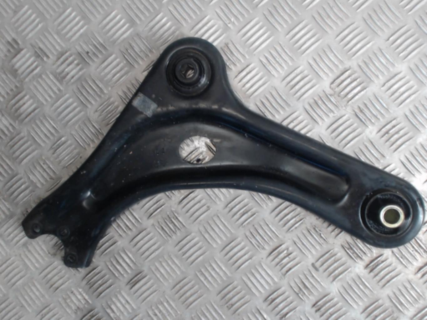 Triangle avant gauche CITROEN C3 2 PHASE 1 Diesel - 1