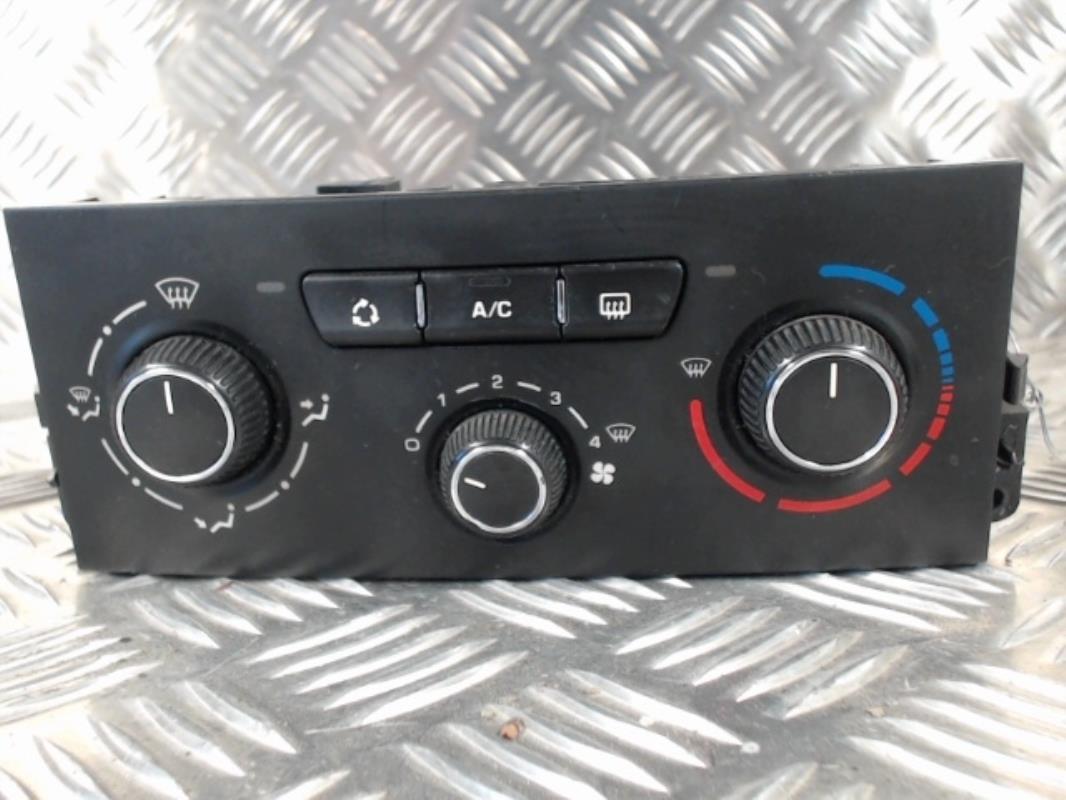 Commande chauffage PEUGEOT 207 PHASE 1 Diesel - 1