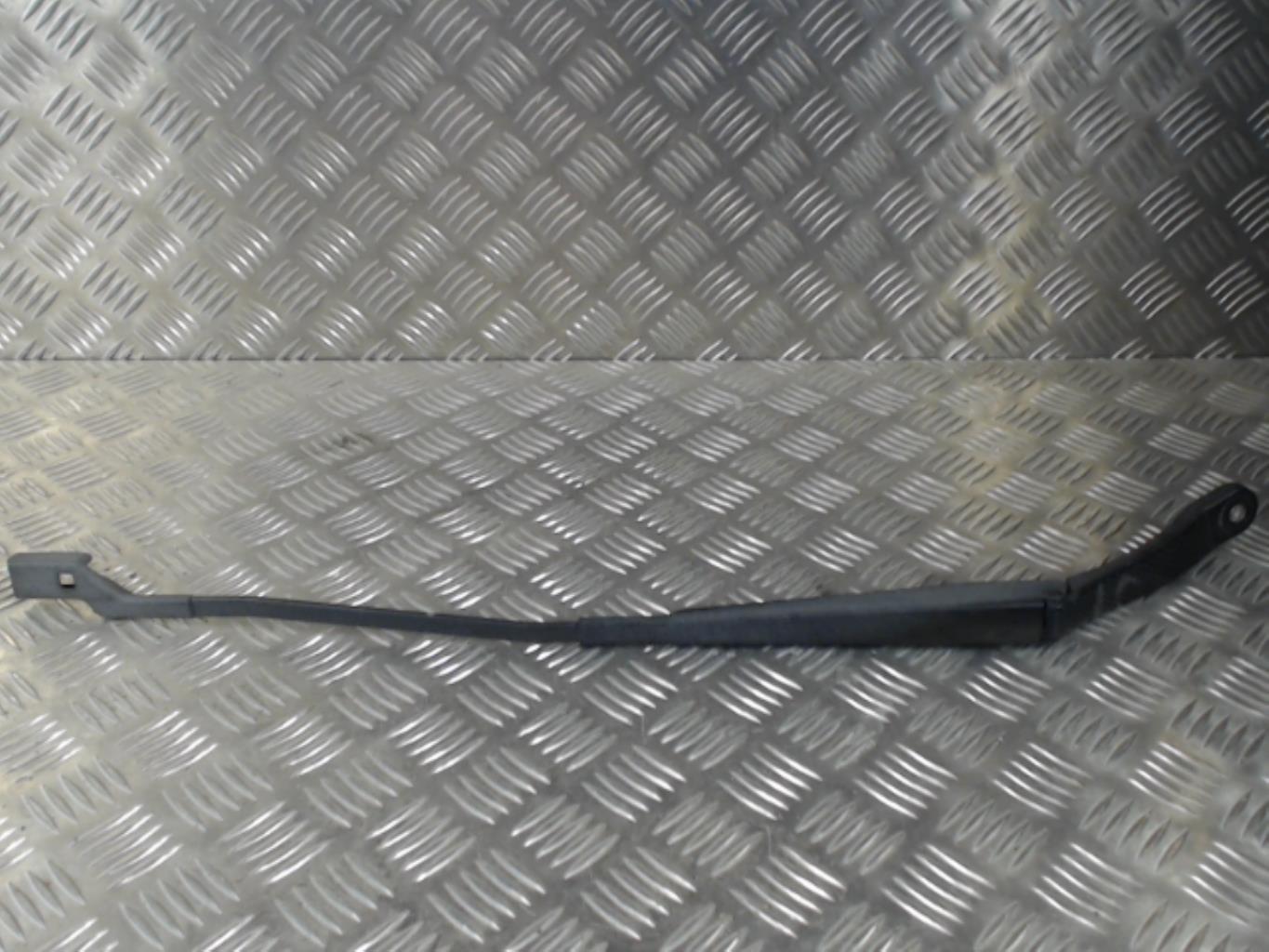 Braccio tergicristallo anteriore destro CITROEN C4 2 PHASE 1 Diésel - 1
