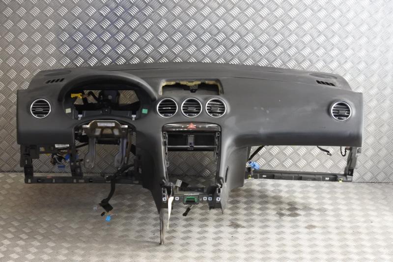 Tableau de bord PEUGEOT 308 1 PHASE 1 CABRIOLET Essence - 1