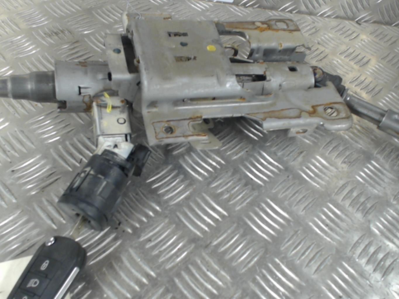 Piantone dello sterzo PEUGEOT 208 1 Gasolina - 1