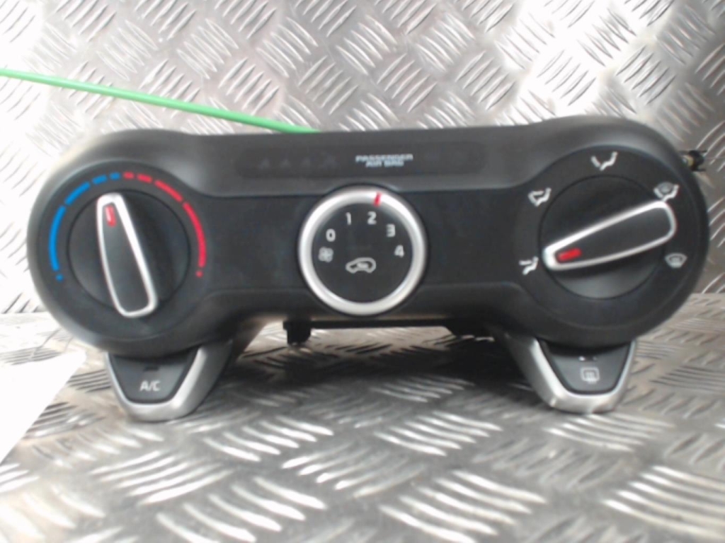 Commande chauffage KIA PICANTO 3 Essence - 1