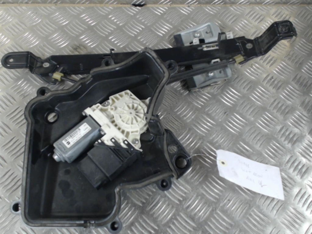 Alzacristalli elettrico posteriore destro SEAT LEON 2 PHASE 1 Diésel - 1