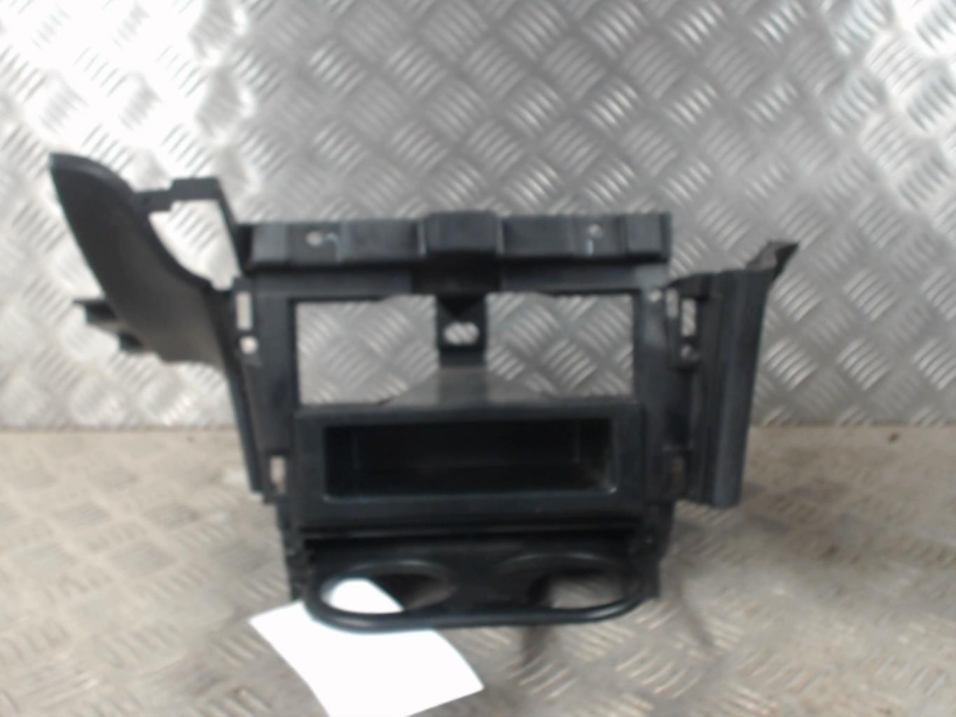 Facade autoradio MAZDA MX3 PHASE 1 COUPE Essence - 1