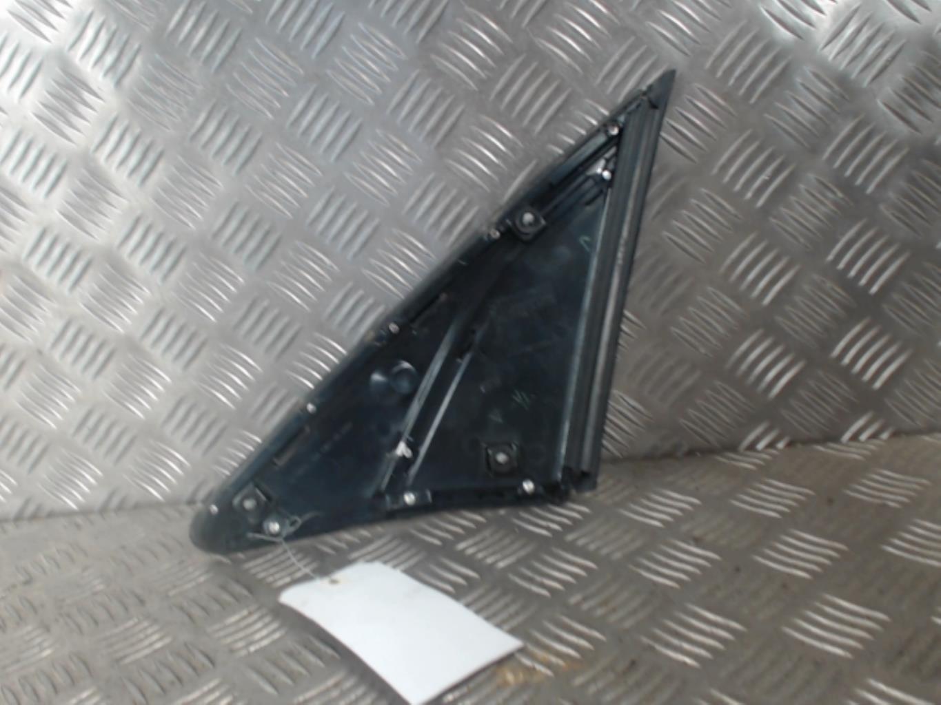 Custode arriere gauche HONDA CIVIC 10 PHASE 1  - 1