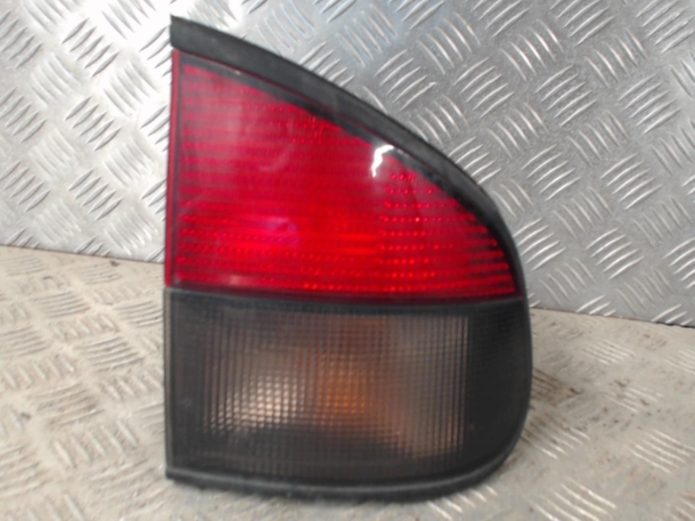 Fanale posteriore principale destro (luci) RENAULT SAFRANE PHASE 1 Gasolina - 1
