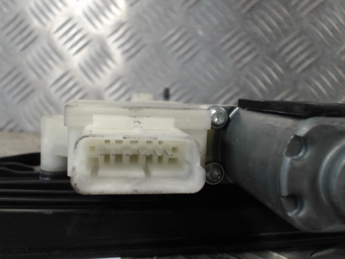 Alzacristalli elettrico anteriore destro RENAULT CLIO 5 PHASE 1 Gasolina - 1