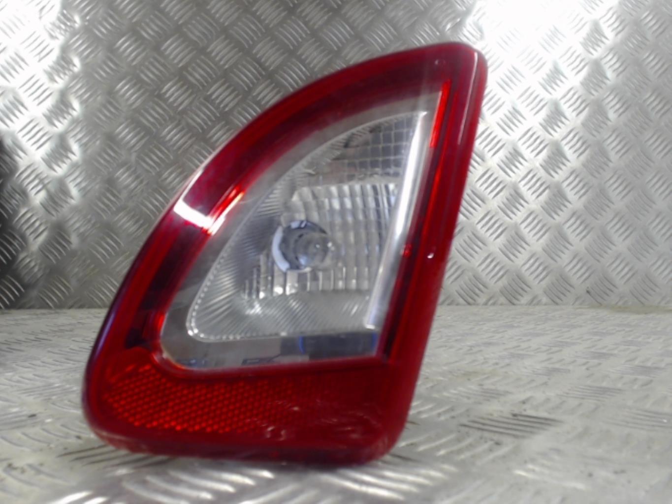 Feu arriere secondaire droit (feux) RENAULT TWINGO 2 PHASE 2 Diesel - 1