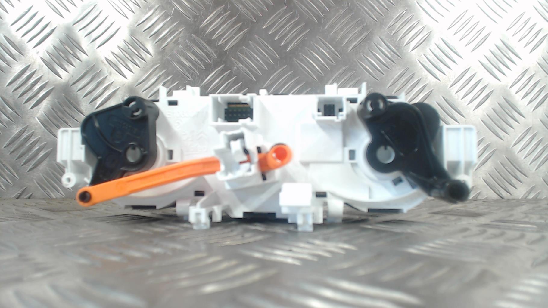 Commande chauffage PEUGEOT 208 1 PHASE 2 Essence - 1