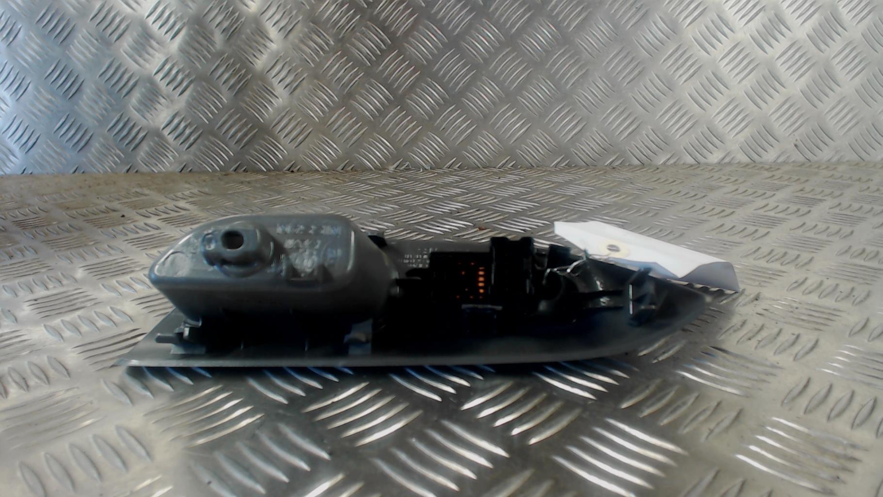 Interruttore lavacristalli posteriore destro NISSAN JUKE 1 PHASE 1  - 1