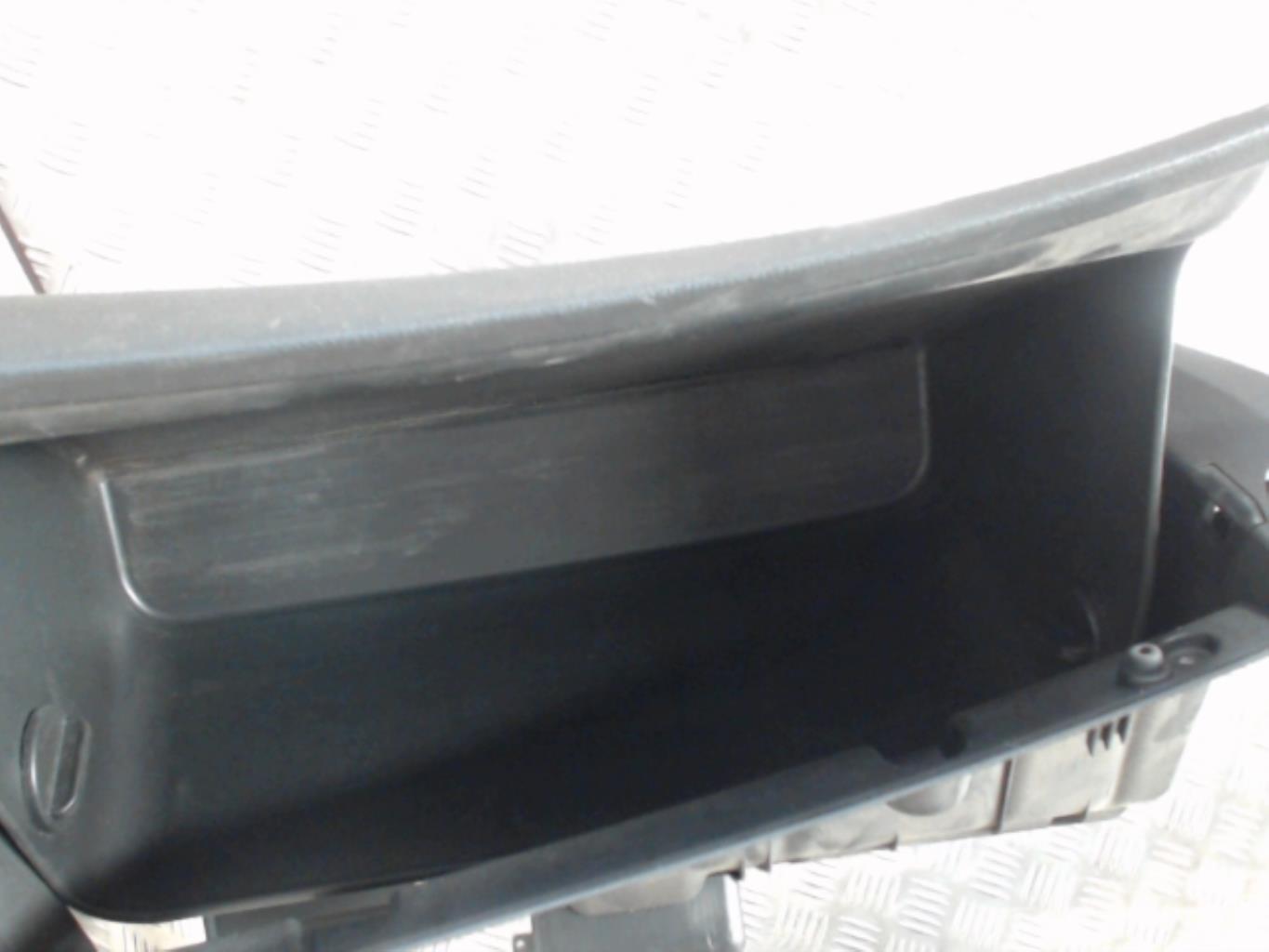 Vano portaoggetti HYUNDAI VELOSTER COUPE Gasolina - 1
