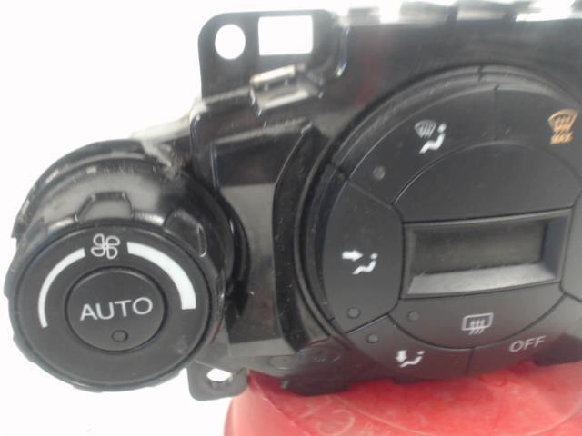 Commande chauffage FORD FIESTA 6 PHASE 2 Essence - 1