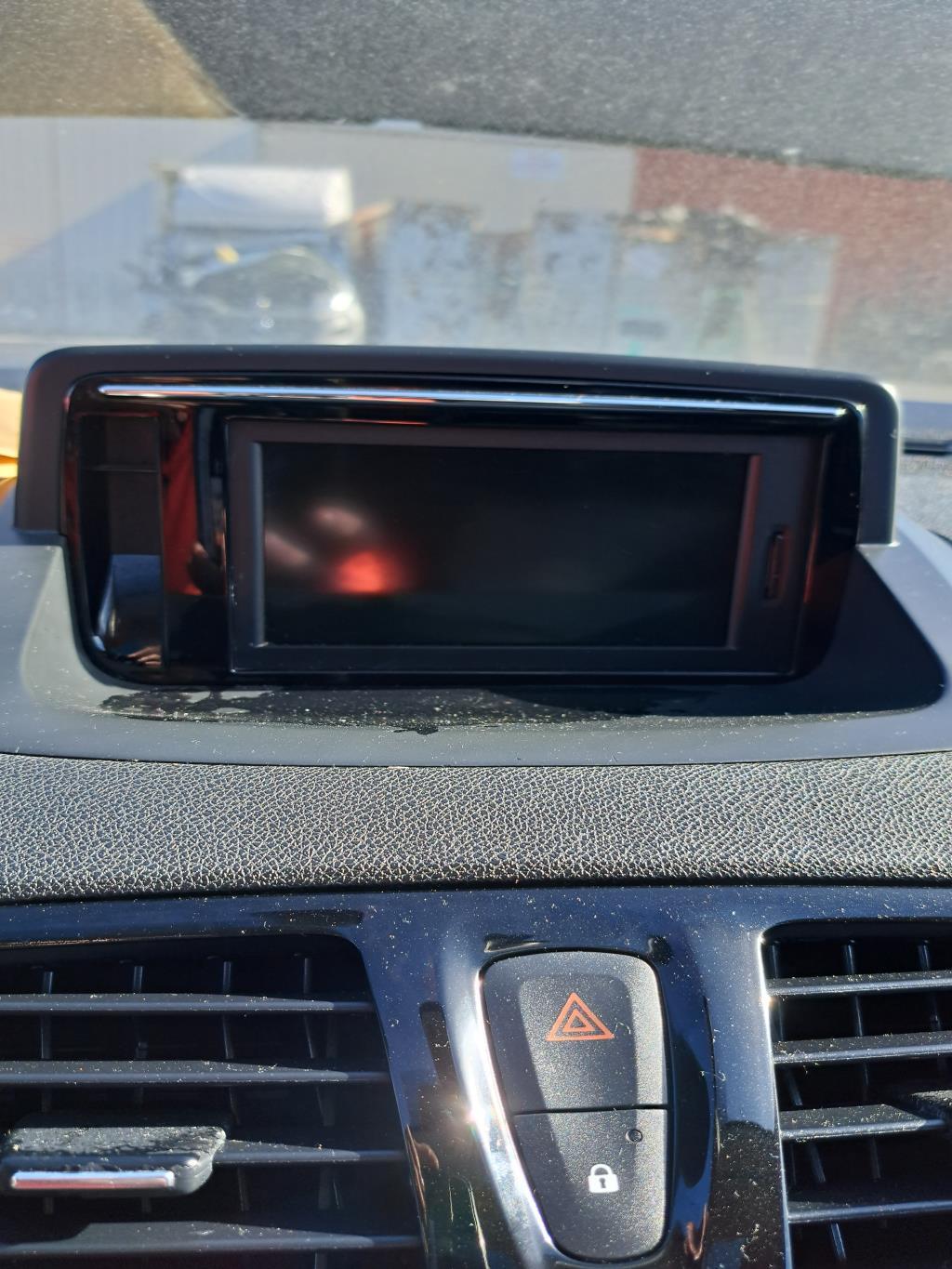 Ecran GPS RENAULT MEGANE 3 PHASE 2 COUPE Diesel - 1