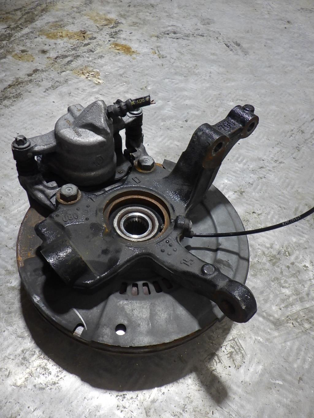 Fusee avant droit RENAULT CLIO 5 PHASE 1 Essence - 1