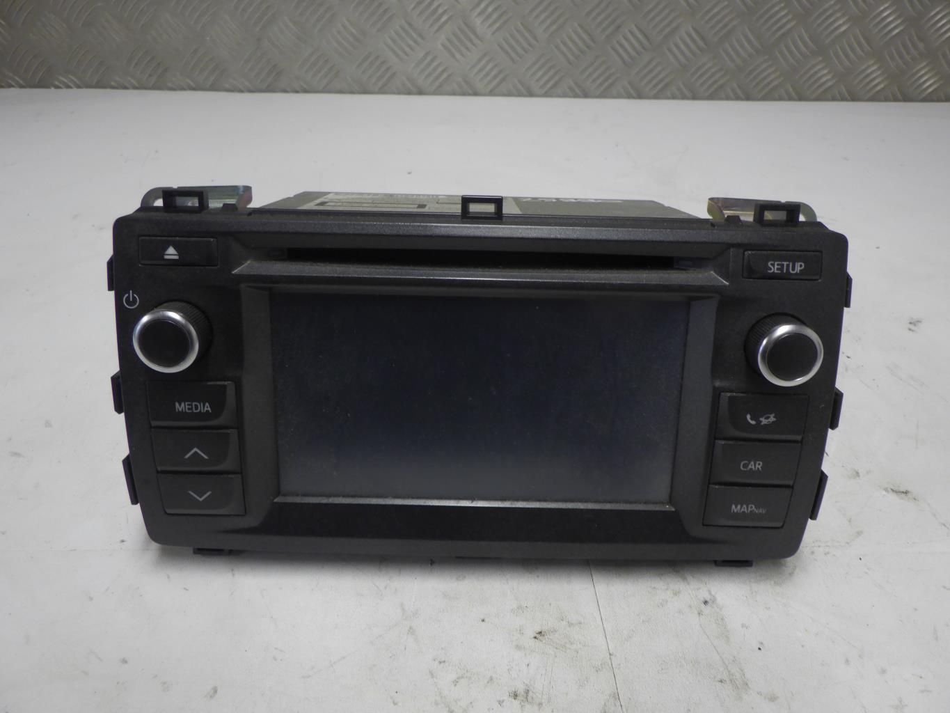 Autoradio originale TOYOTA AURIS 2 PHASE 1 BREAK Gasolina/Híbrido - 1