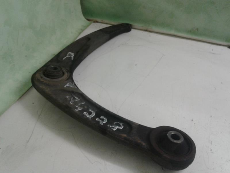 Triangle avant gauche CITROEN C4 1 PHASE 1 Diesel - 1