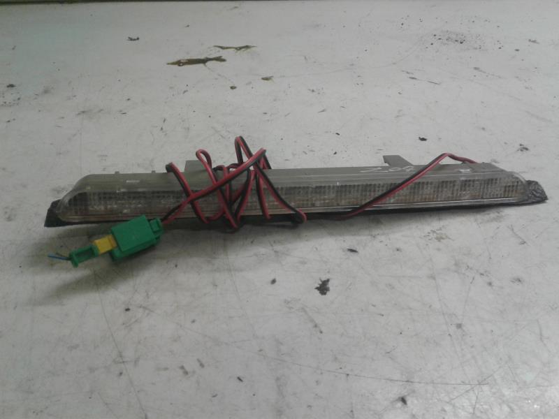 Feu arriere stop central PEUGEOT 607  - 1