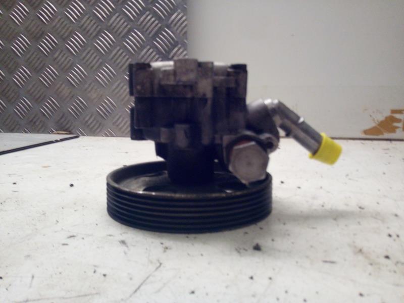 Pompe de direction PEUGEOT 407 PHASE 1 Diesel - 1